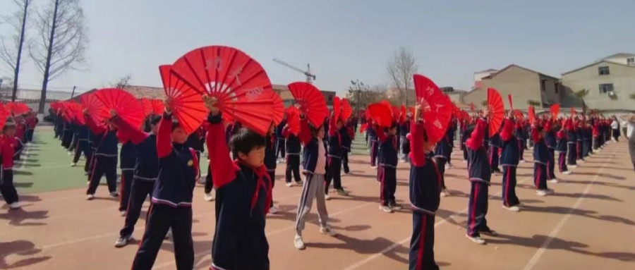 江蘇省徐州市銅山區(qū)單集實(shí)驗(yàn)小學(xué)關(guān)工委舉辦“四操一舞”比賽活動(dòng)