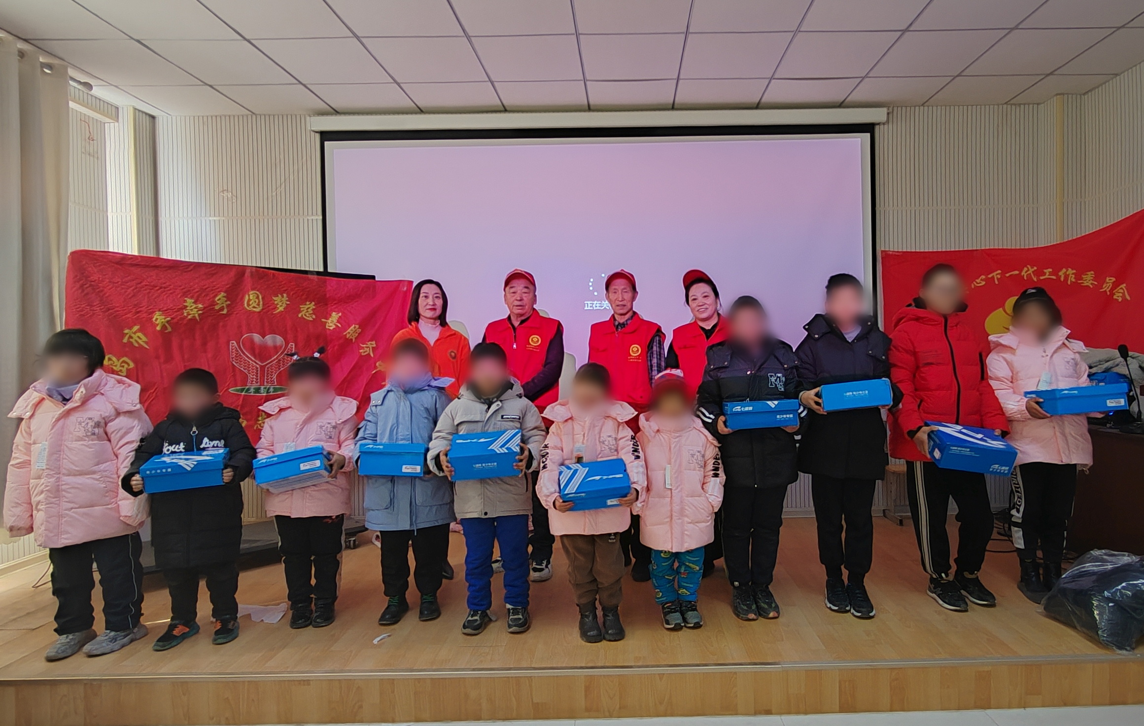 1706772711188775.jpg 1706576575658572.jpg