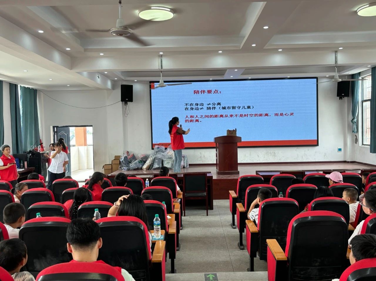 1724649873291940.jpg 1724649143327164.jpg