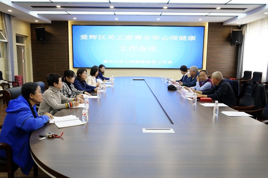 1761555663943680.jpg 5lao.jpg