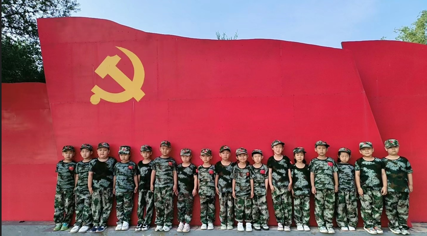 內(nèi)蒙古赤峰市元寶山區(qū)西城新景四季東社區(qū)關(guān)工委 開展“傳承紅色基因  培育國家棟梁”主題活動