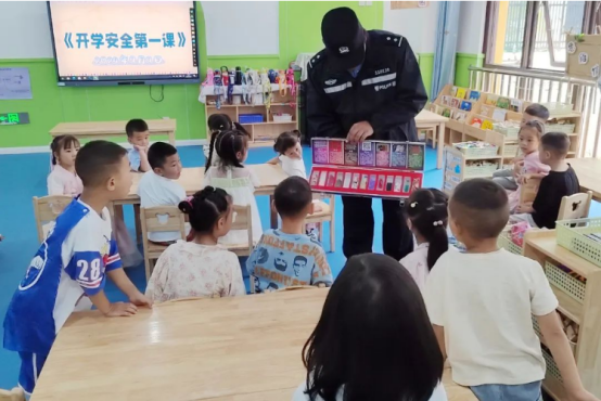 禁毒普法進(jìn)校園 護(hù)航青春共成長