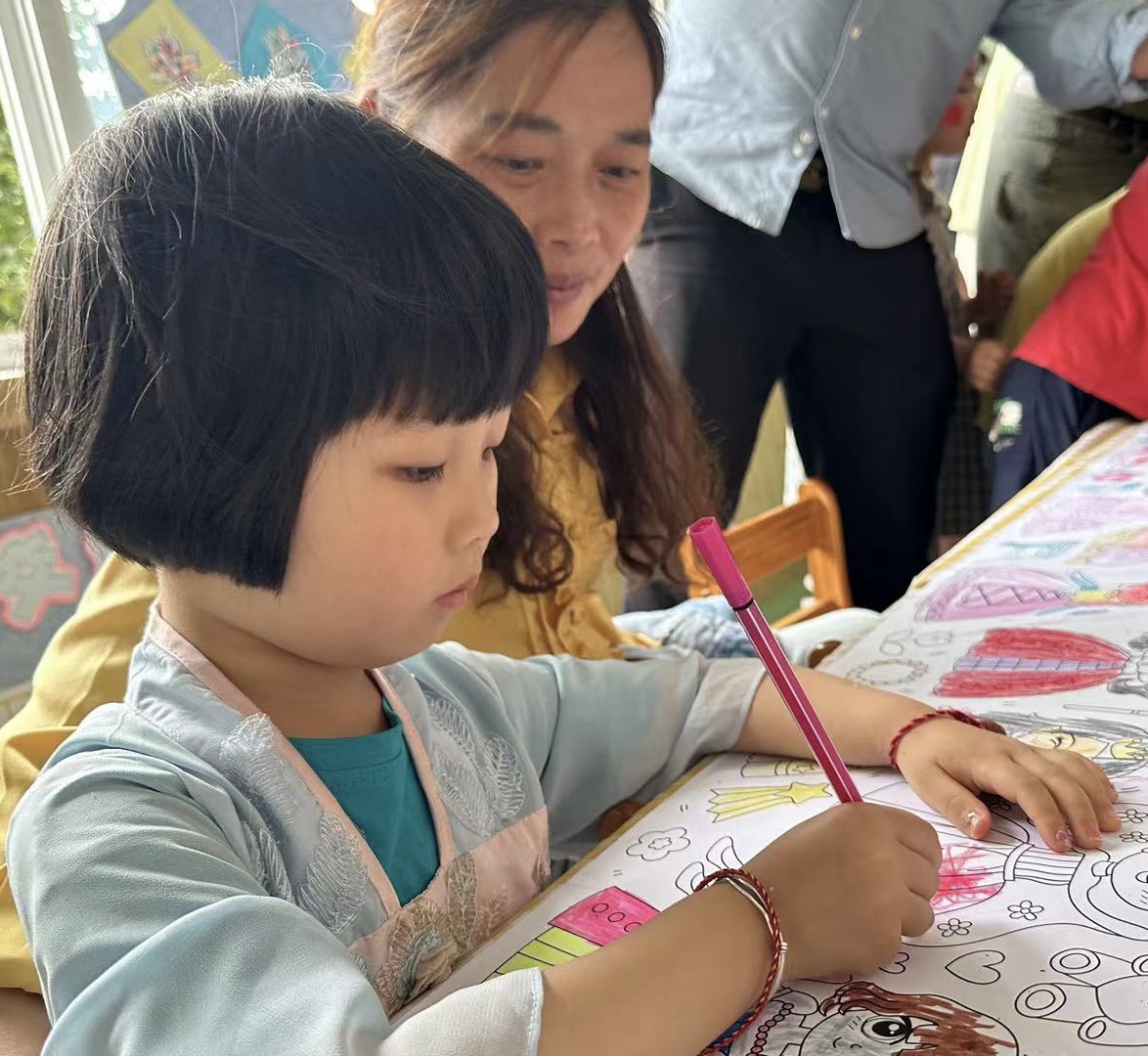 安徽省廬江縣泥河鎮(zhèn)中心學(xué)校關(guān)工委組織開(kāi)展“家校共育，共創(chuàng)未來(lái)”活動(dòng)