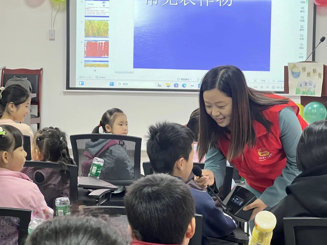 四川省巴中市南江縣關(guān)工委：突出體系建設(shè)，強化服務(wù)保障