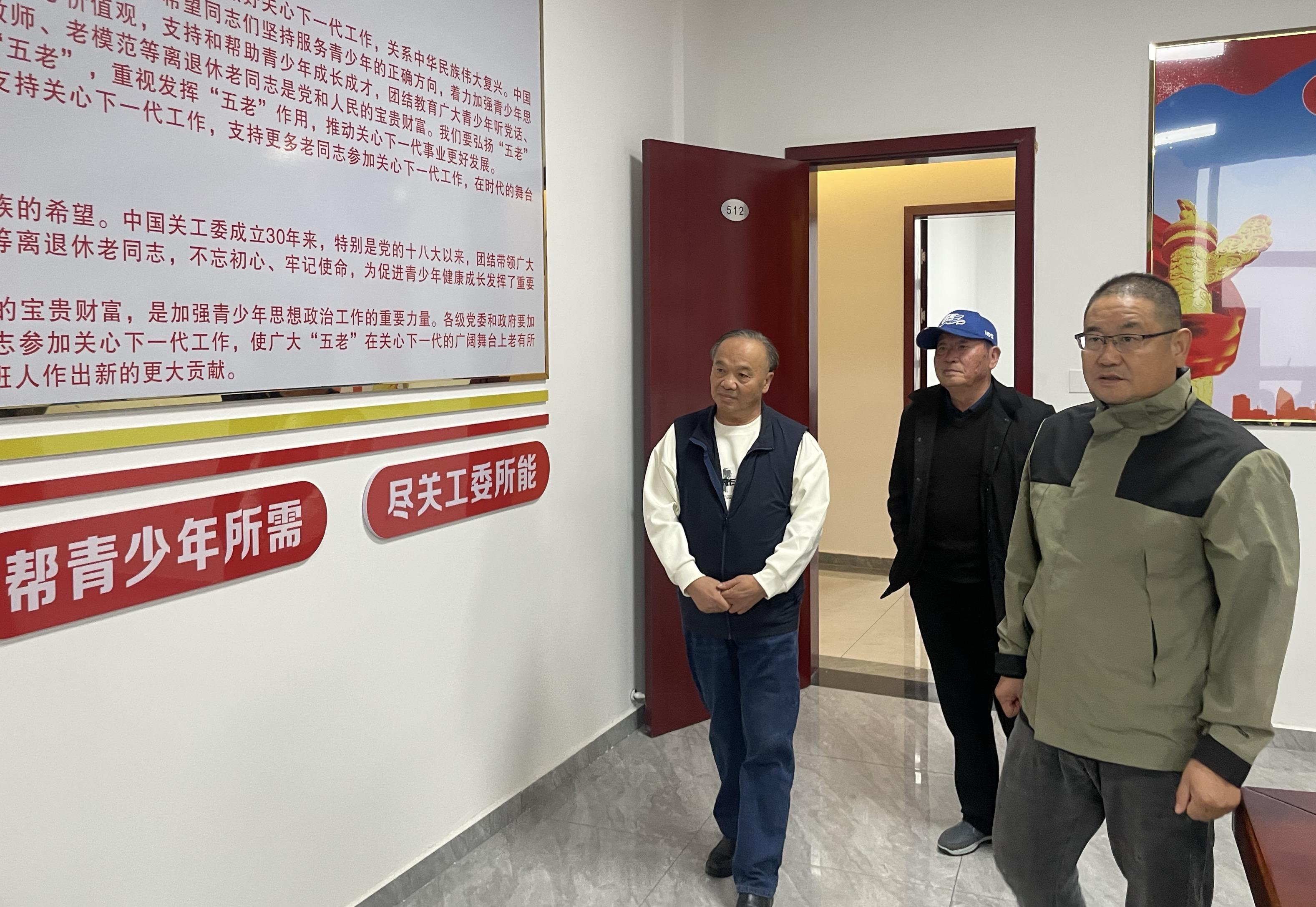 江西省九江市關(guān)工委走訪慰問(wèn)全國(guó)關(guān)心下一代工作先進(jìn)集體和先進(jìn)工作者代表