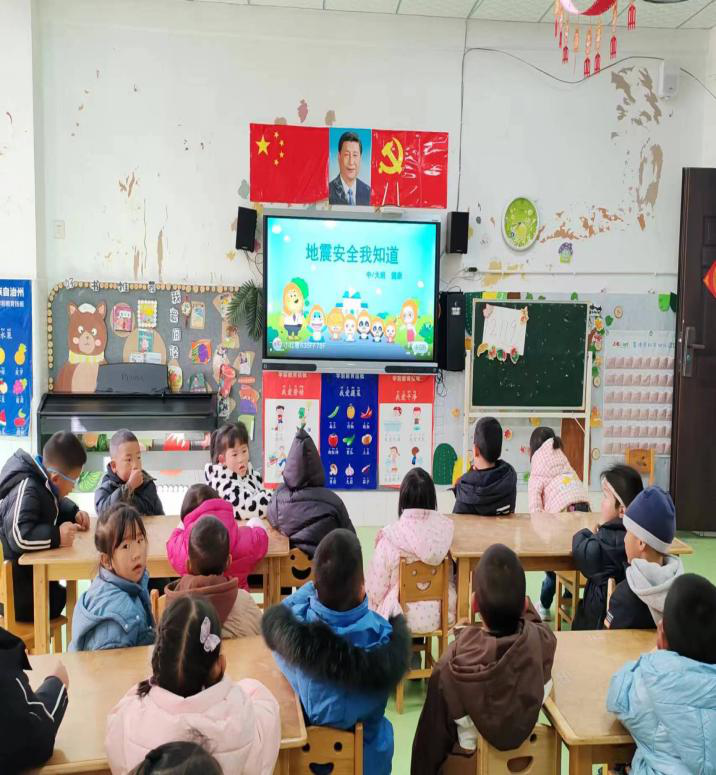 喜德縣關(guān)工委開展放假前安全教育進(jìn)校園活動