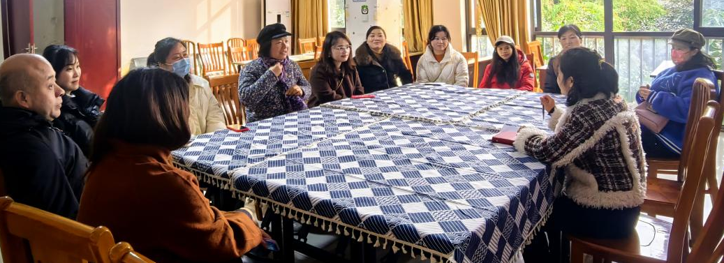 成都市金牛區(qū)洞子口社區(qū)關(guān)工委舉辦“凝心聚力，攜手共育”家長議事會