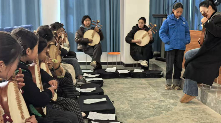 四川省涼山州昭覺(jué)縣開(kāi)展非遺月琴培訓(xùn)活動(dòng)