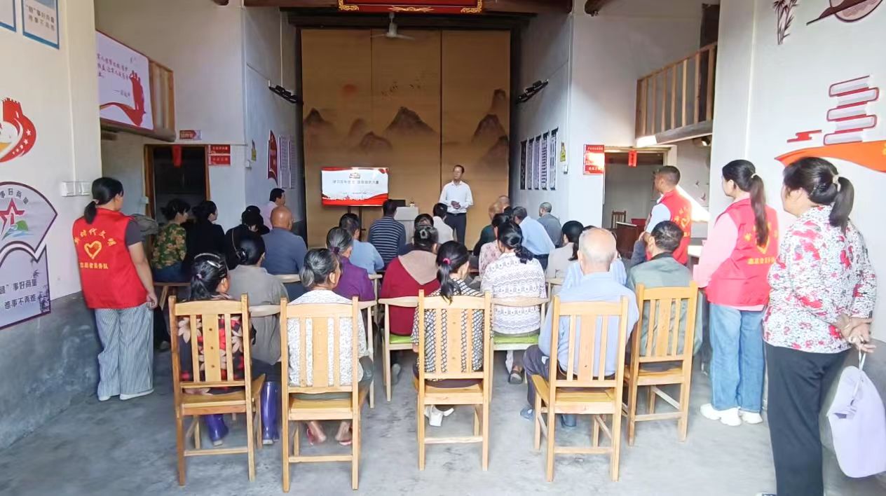 江西省贛州市于都縣盤(pán)古山鎮(zhèn)關(guān)工委開(kāi)展“關(guān)心關(guān)愛(ài)下一代”主題活動(dòng)