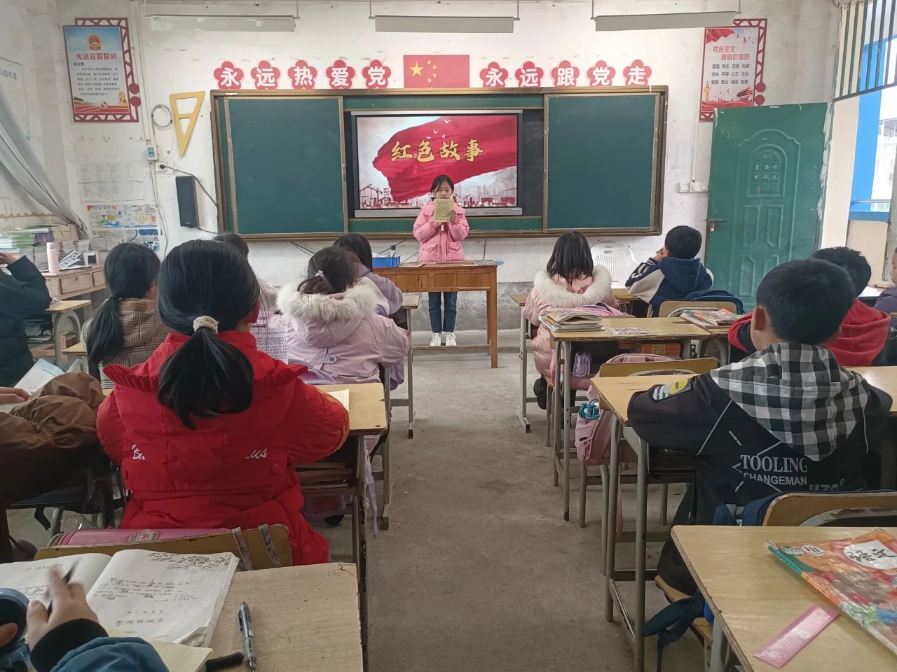 江西省贛州市于都縣羅坳中心小學(xué)關(guān)工委開展紅色故事宣講活動
