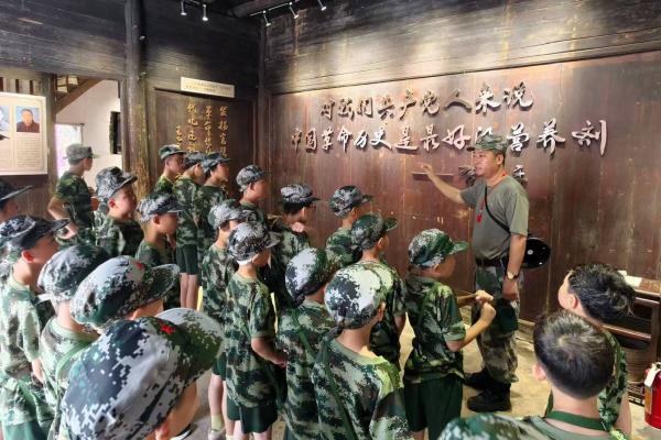 浙江省杭州市富陽區(qū)關(guān)工委：青少年黨史學(xué)習(xí)月丨紅色精神引領(lǐng)繽紛暑期