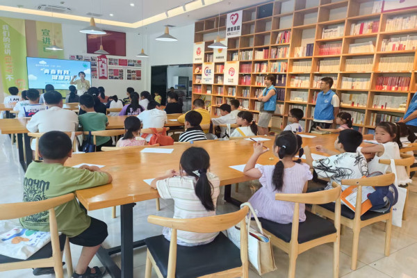 浙江省杭州市富陽區(qū)常綠鎮(zhèn)關(guān)工委開展暑期青春健康活動