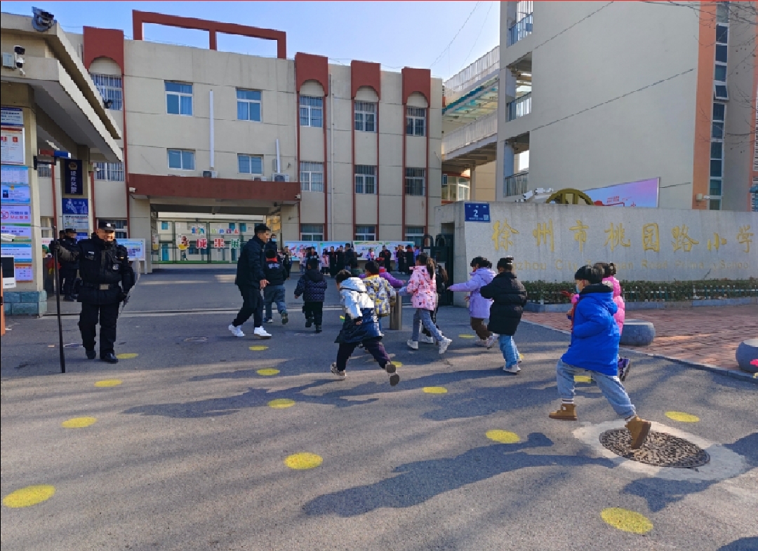 1704350106447178.jpg f1b593b1cb5719afa0cf91f51f3d86a7.jpg