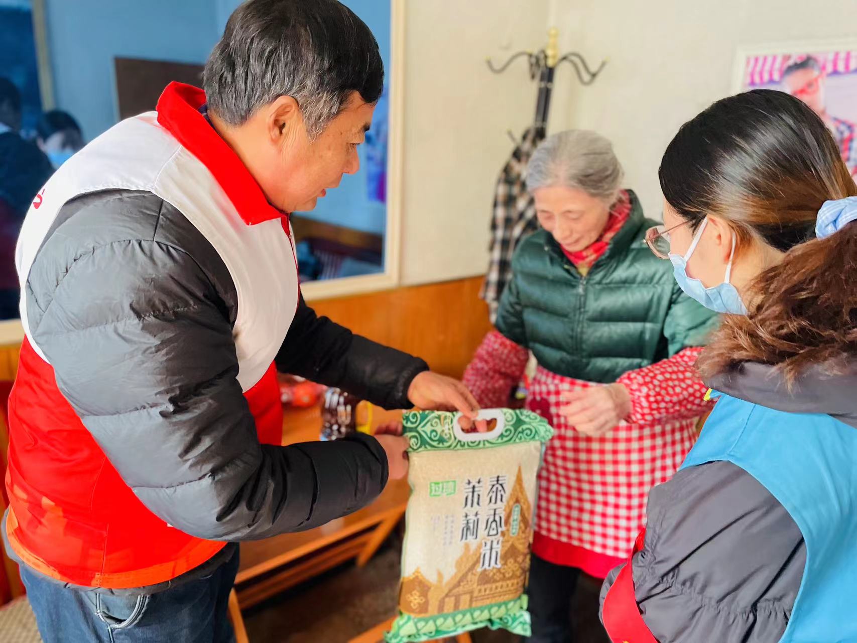 1704787546491391.jpg 2a9d98e8638a8cb89727b1af795c203.jpg