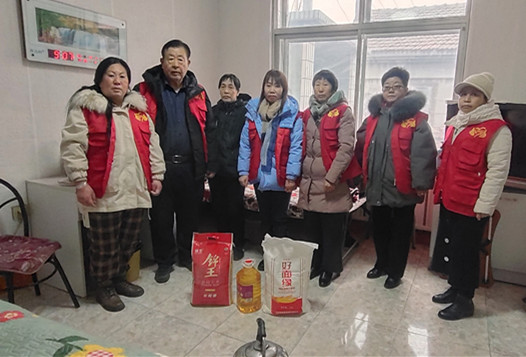 1706749311950804.jpg 元寶山區(qū)星海社區(qū)關(guān)工委新春慰問殘疾人活動照片3_副本.jpg