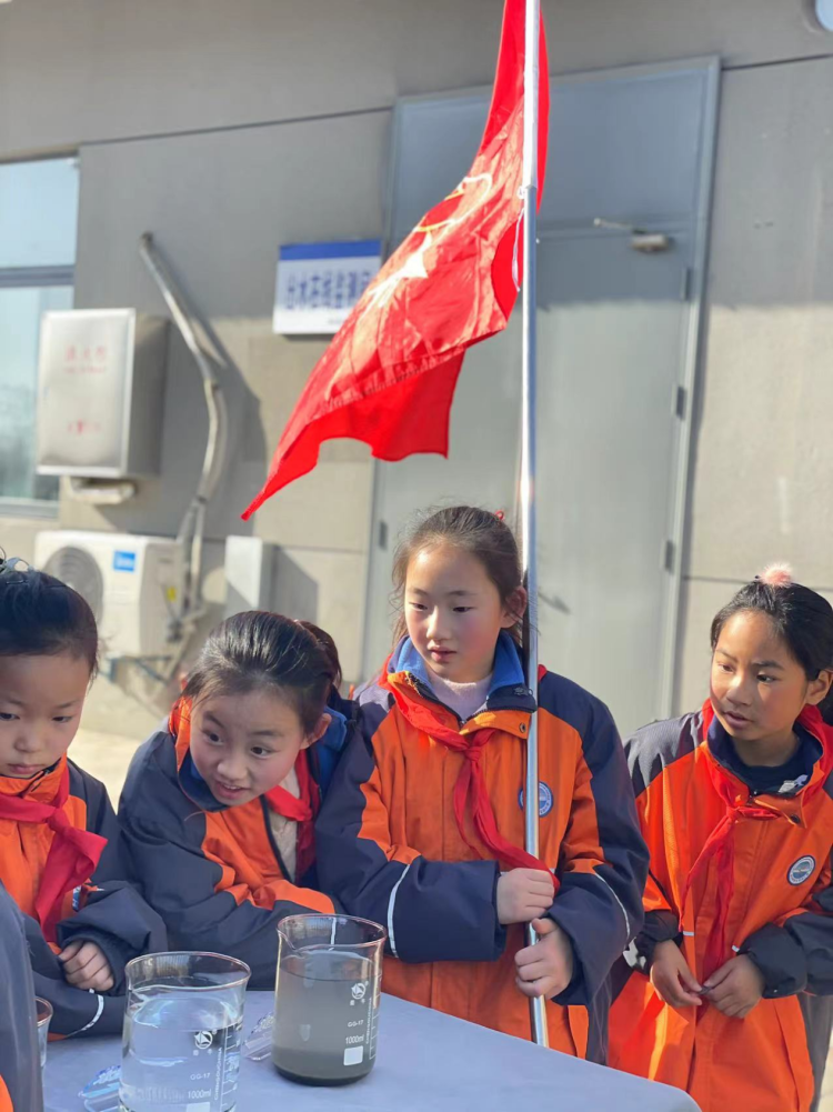 1711528266601353.png 7177352d759b4c95848a6455c7801024.png