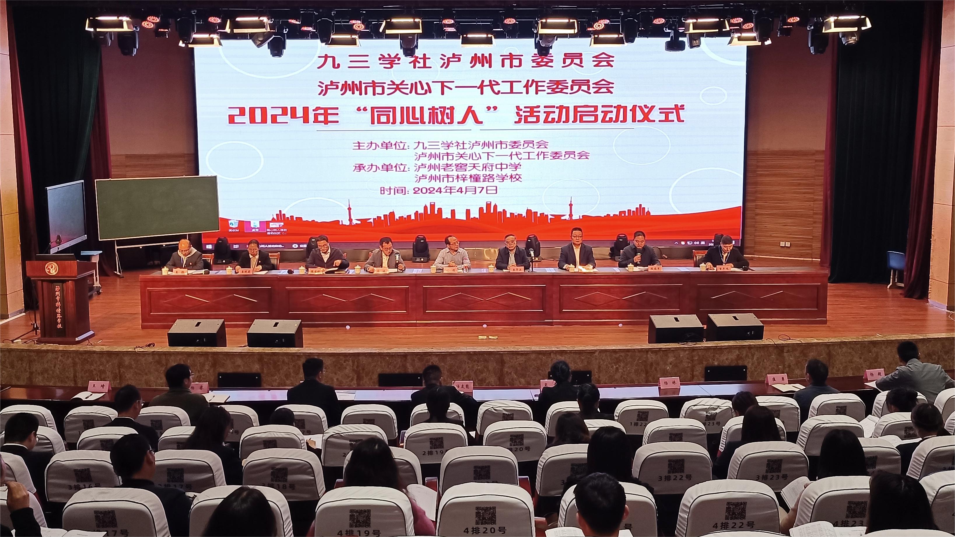 1712726292559244.jpg 0416485fbffea9b8e4cfb4dbb93a6be.jpg