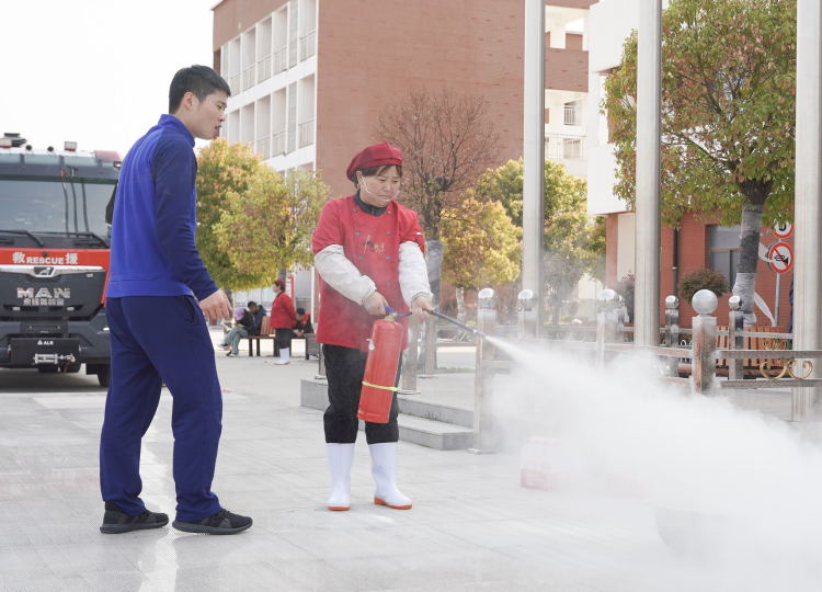 1712738736473443.jpg b15bd53cc52f48a095baffeb17d1c205.jpg