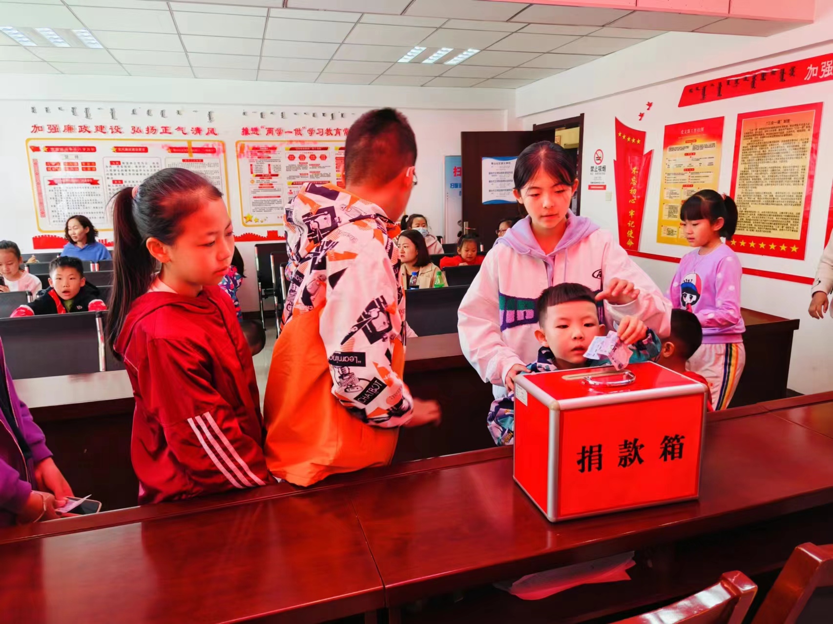 1719813196898062.jpg f5eaded66bb8aa9f00593a159404fd3.jpg