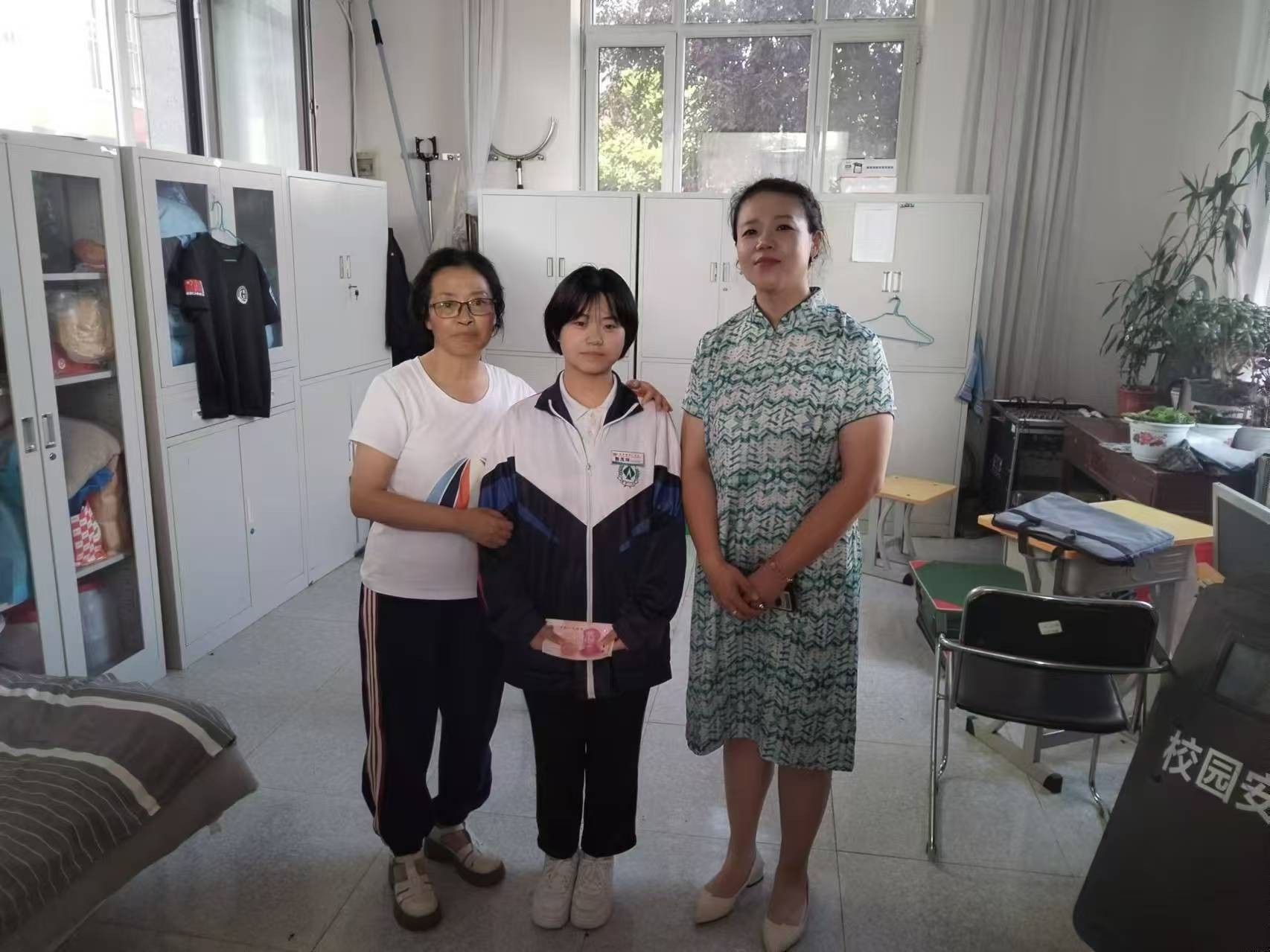 1724654130382018.jpg 景山鎮(zhèn).jpg