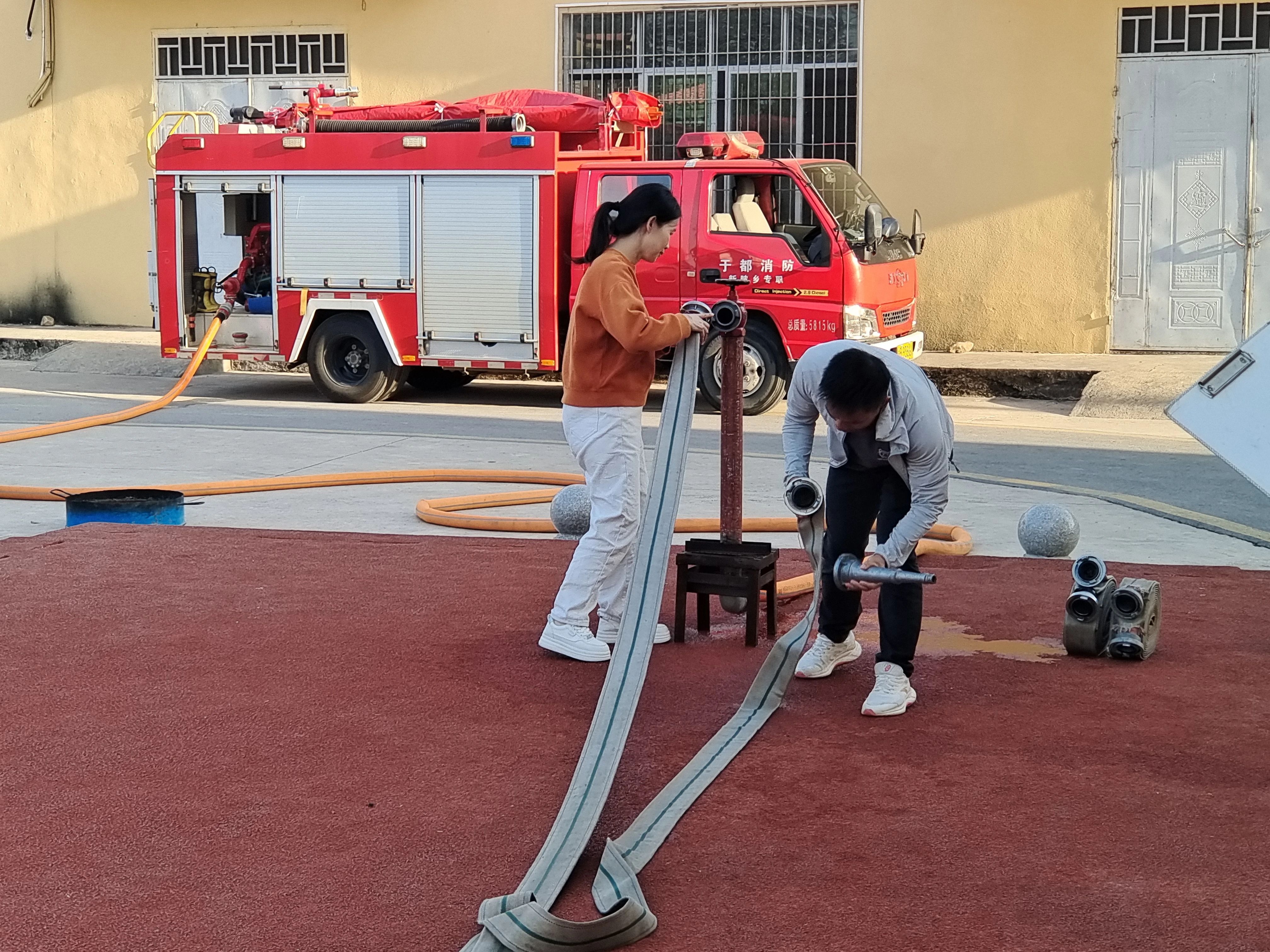 1730119224941368.jpg d1c19139526750fea867dca4e57a66d2.jpg