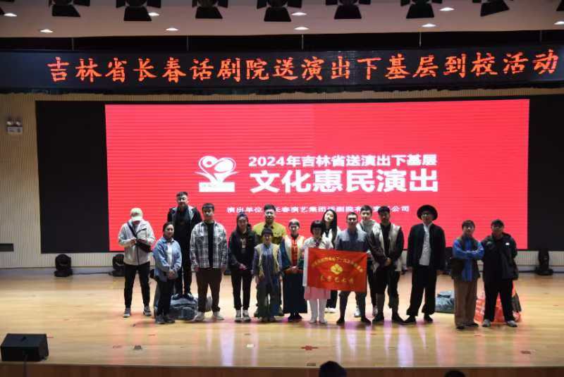 1735176276430868.jpg 30c728a9eddfc411513a3410b23a77b.jpg