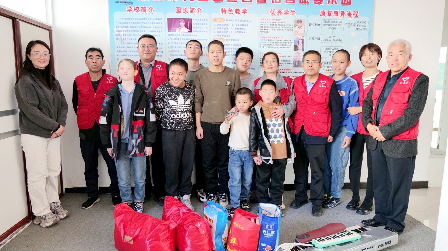 1740453023501843.jpg 元寶山區(qū)草原藍(lán)哈達(dá)協(xié)會協(xié)會關(guān)工委孫景山的事跡配圖3_副本.jpg