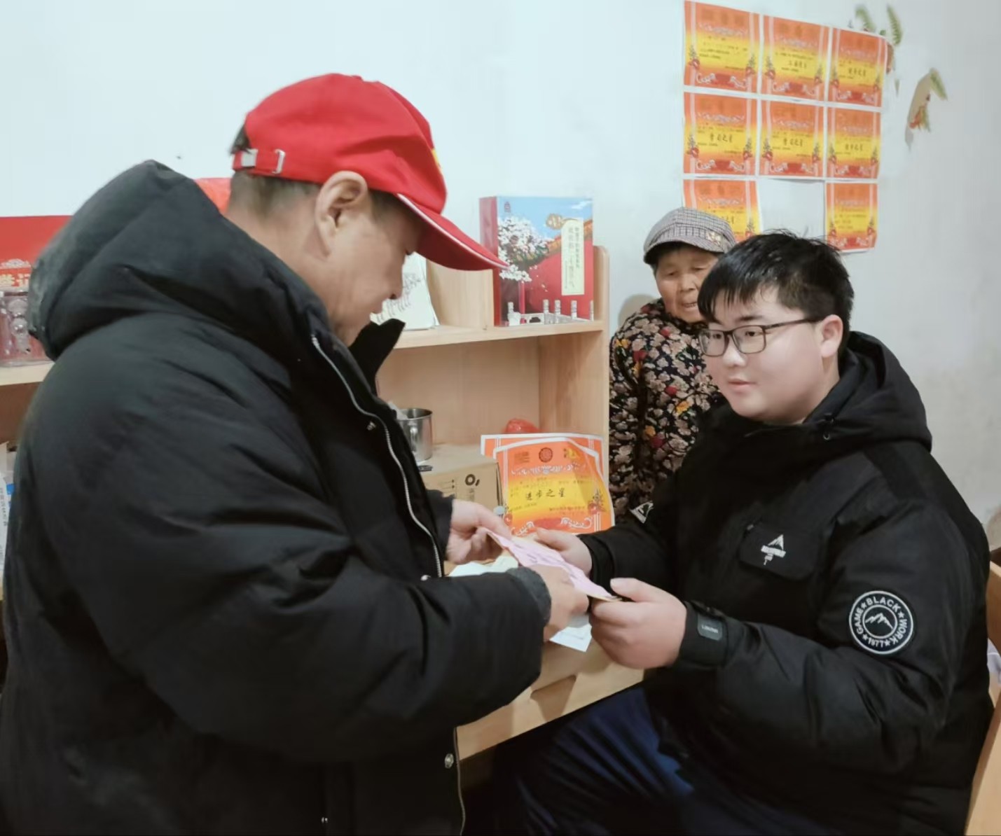 1740897294564479.jpg db391e929eff72e00649fc0edbb463f.jpg