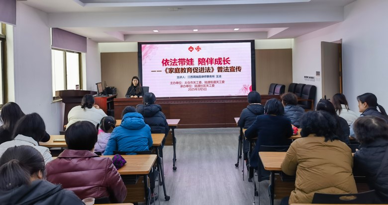 1741308261947643.jpg 娃.jpg