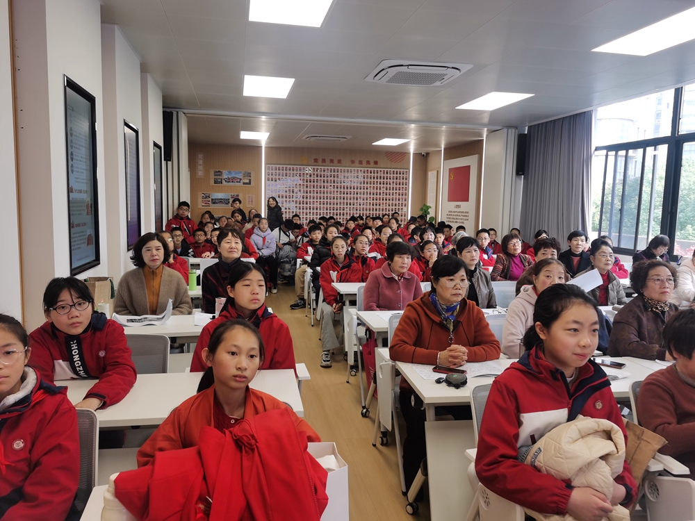 鎮(zhèn)海區(qū)崇正書院：校社聯(lián)動傳國粹 戲曲文化潤童心1_副本.jpg