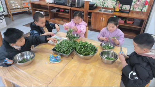 1741833260208981.jpg 同里開展美食制作活動2.jpg