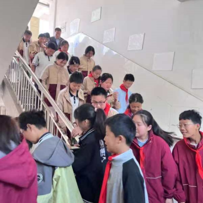 1745894124924018.jpg 01.jpg