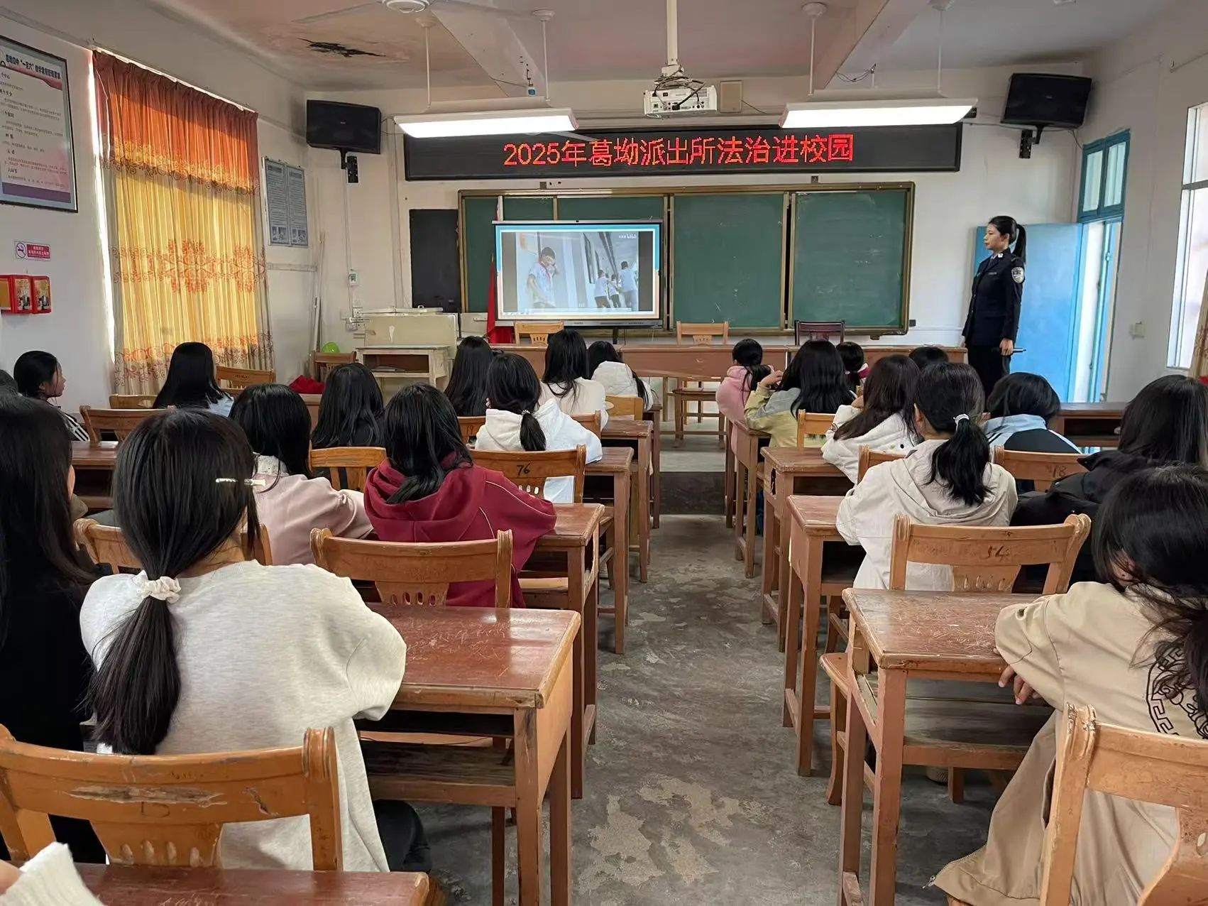 1747194773282818.jpg c4f75469dcc5ee0d55b1b47eea5e154c.jpg