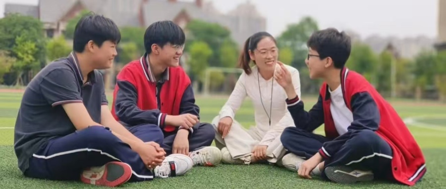 1749542136136415.jpg 02.jpg