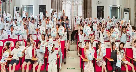 1750316469755991.jpg d6e368359adb4228ad63b51bcaad904.jpg