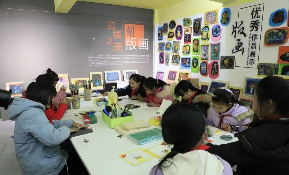 1753221144531278.jpg 9951創(chuàng)客實(shí)驗(yàn)室.jpg