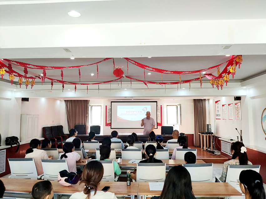 1753860500977975.jpg 元寶山區(qū)西城街道新天地烽火記憶照童心活動照片3_副本.jpg