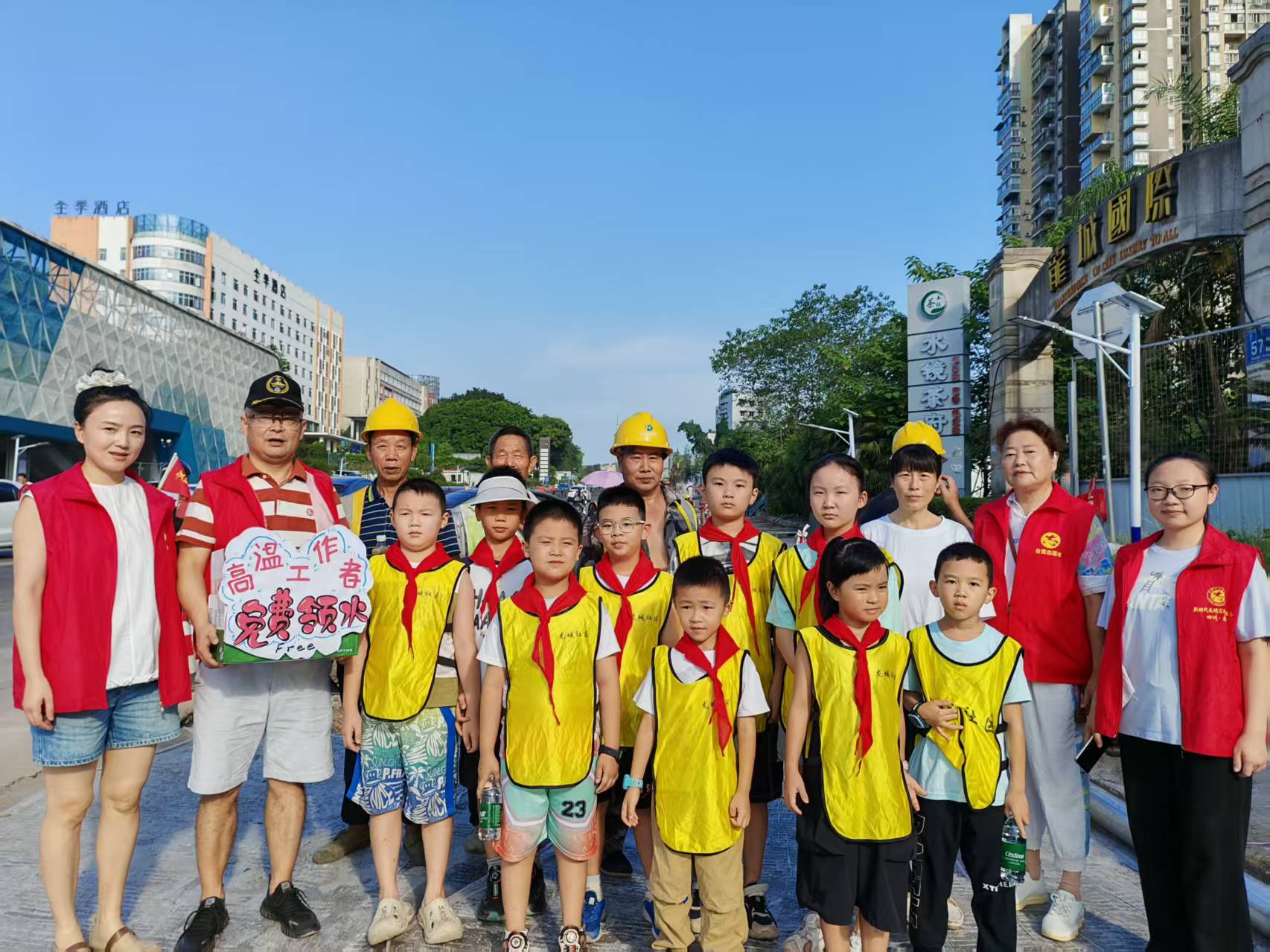 龍城社區(qū)愛心公益活動2 (2).jpg