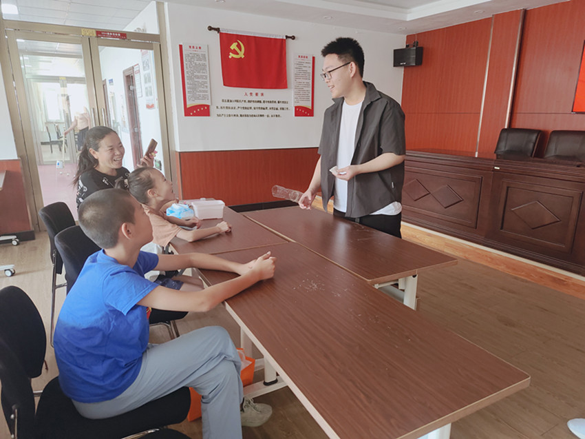 1758522636970265.jpg 西城街道惠寧東社區(qū)關(guān)工委開展青少年科普活動照片2_副本.jpg