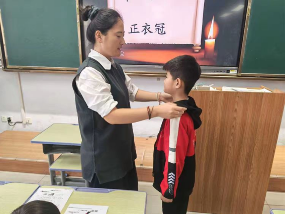 1758856124275681.png 640 (2).png