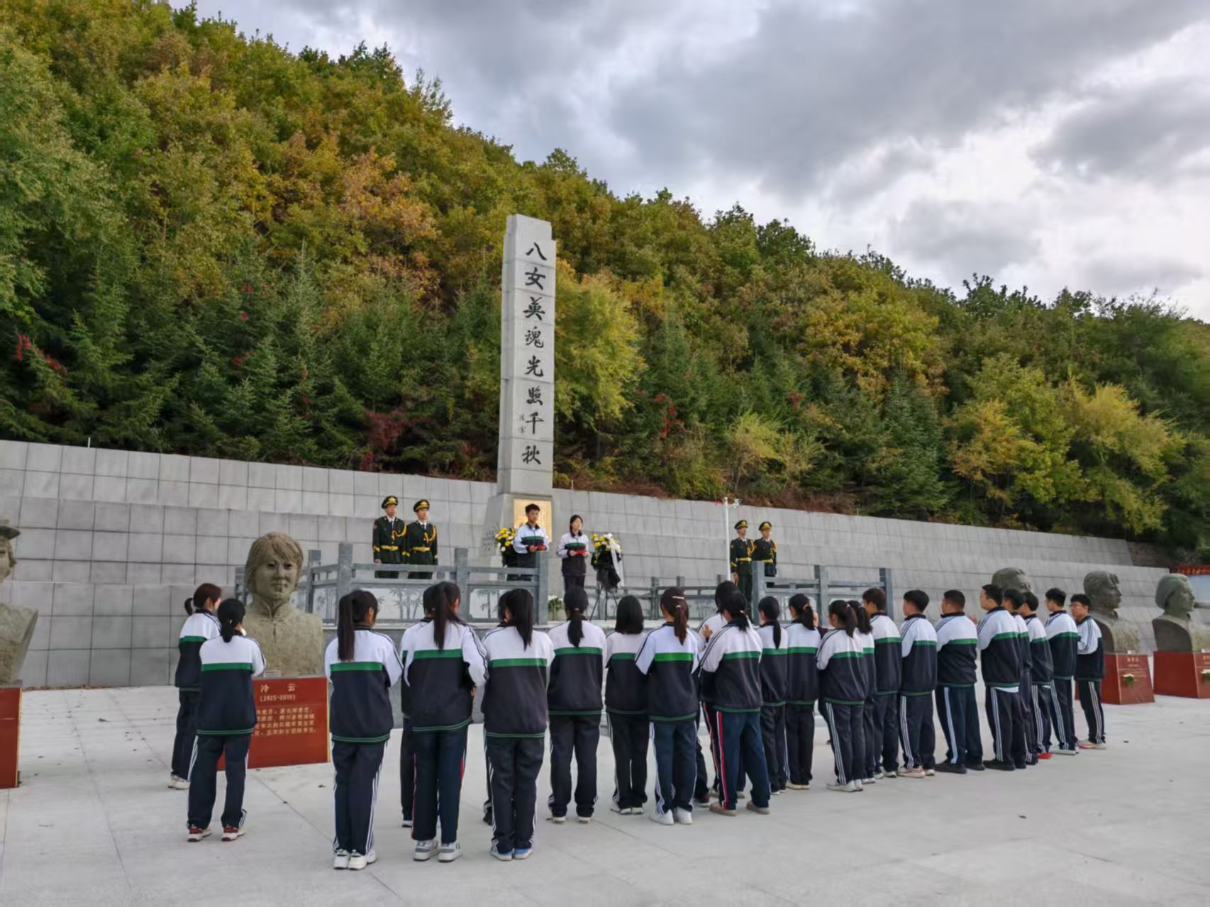 1759208992233399.jpg 5.jpg