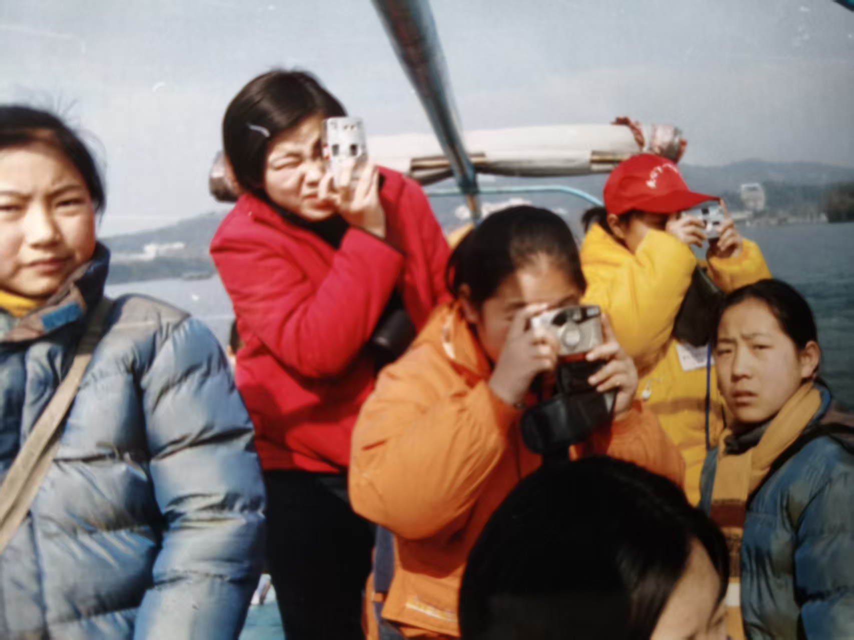 1760422744372335.jpg ccadce0bb2f1252e32a4c6b14cc849d0.jpg