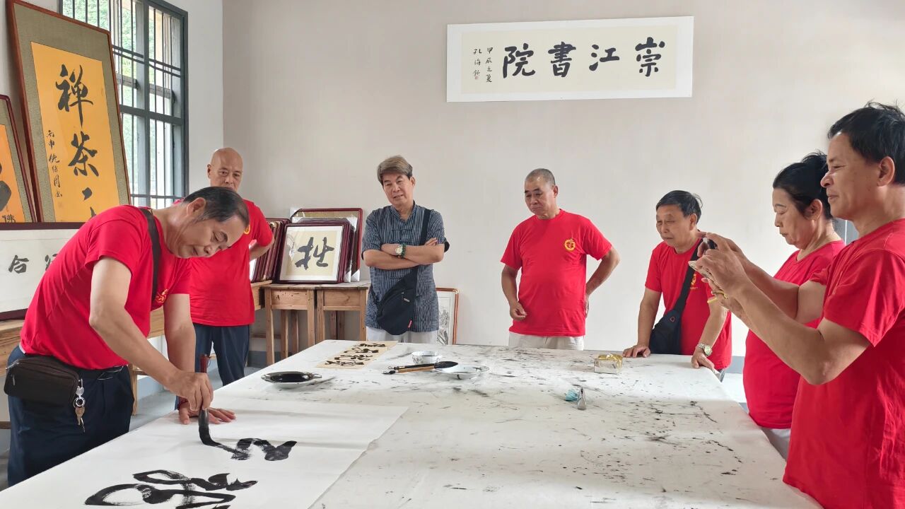 1760853324537799.jpg 退休黨支部6.jpg