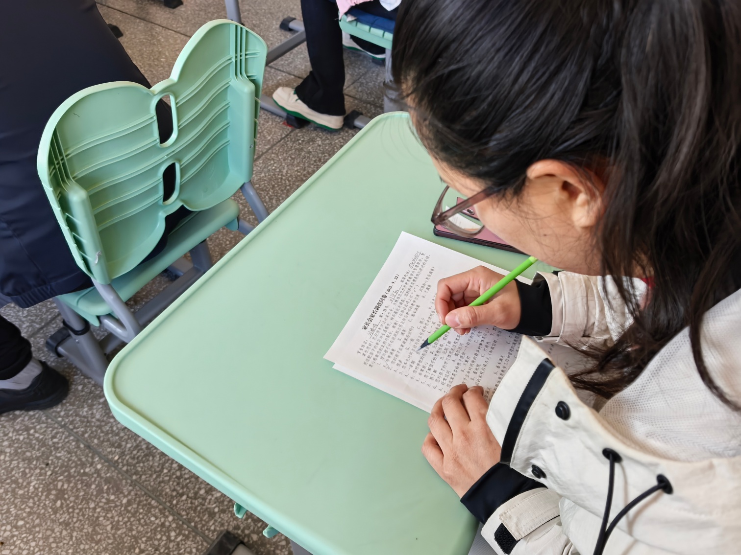 1761188367972308.jpg 風(fēng)水溝小學(xué)“雙向奔赴 共育花開(kāi)”全校家長(zhǎng)會(huì)議照片12_副本.jpg