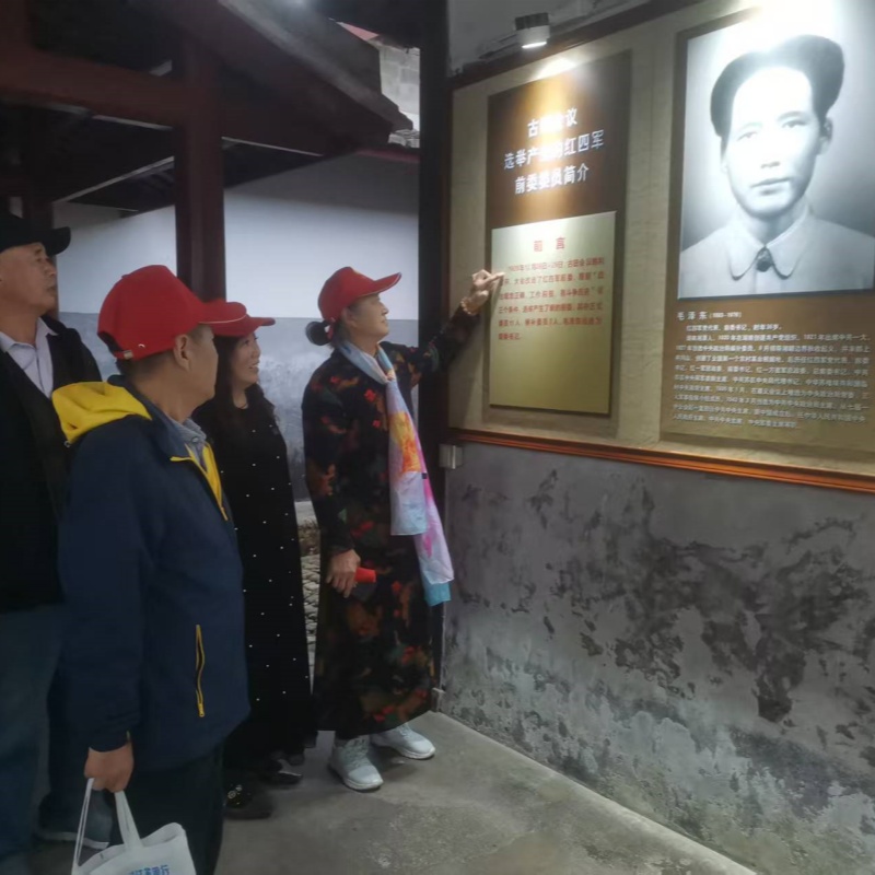 1761996212192928.jpg 05.jpg