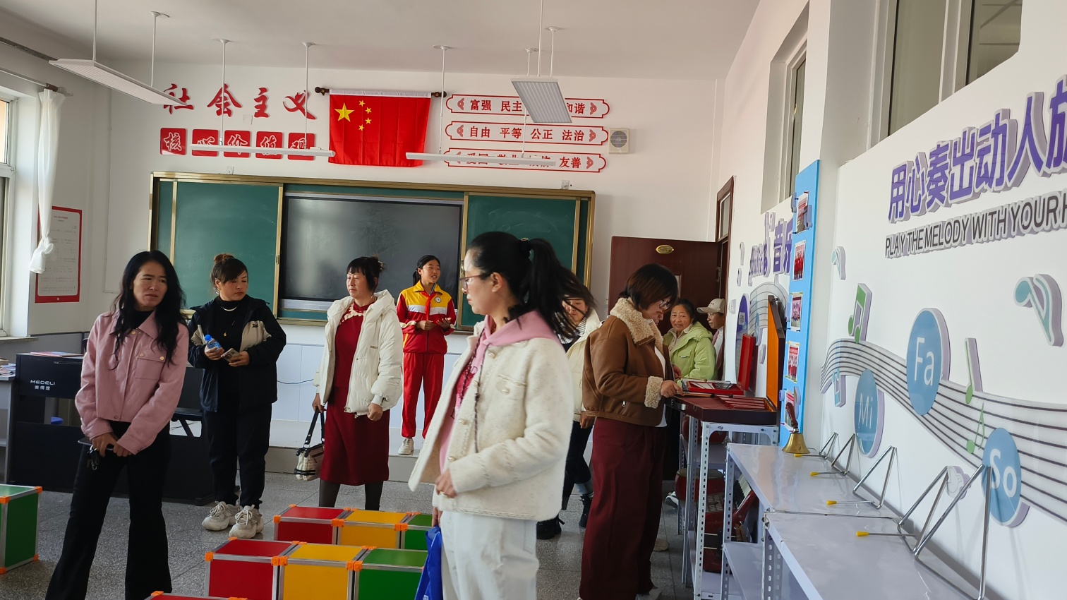 風水溝小學“家校共融 愛滿成長”家長開放日活動照片12_副本.jpg