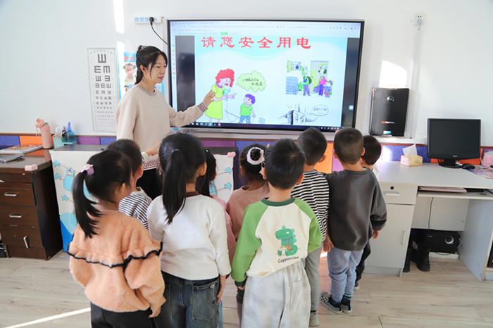 1764035648621157.jpg A3FB979225BC7A7BCF69D5AC1CBA7390.jpg