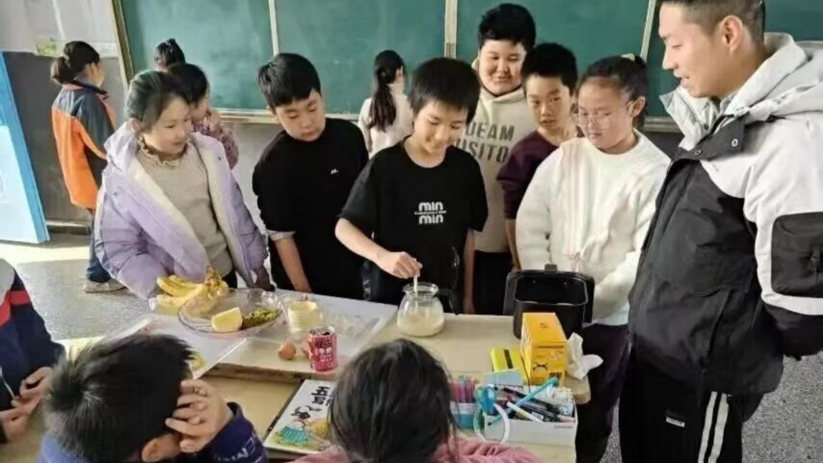 1765956787393094.jpg 02.jpg