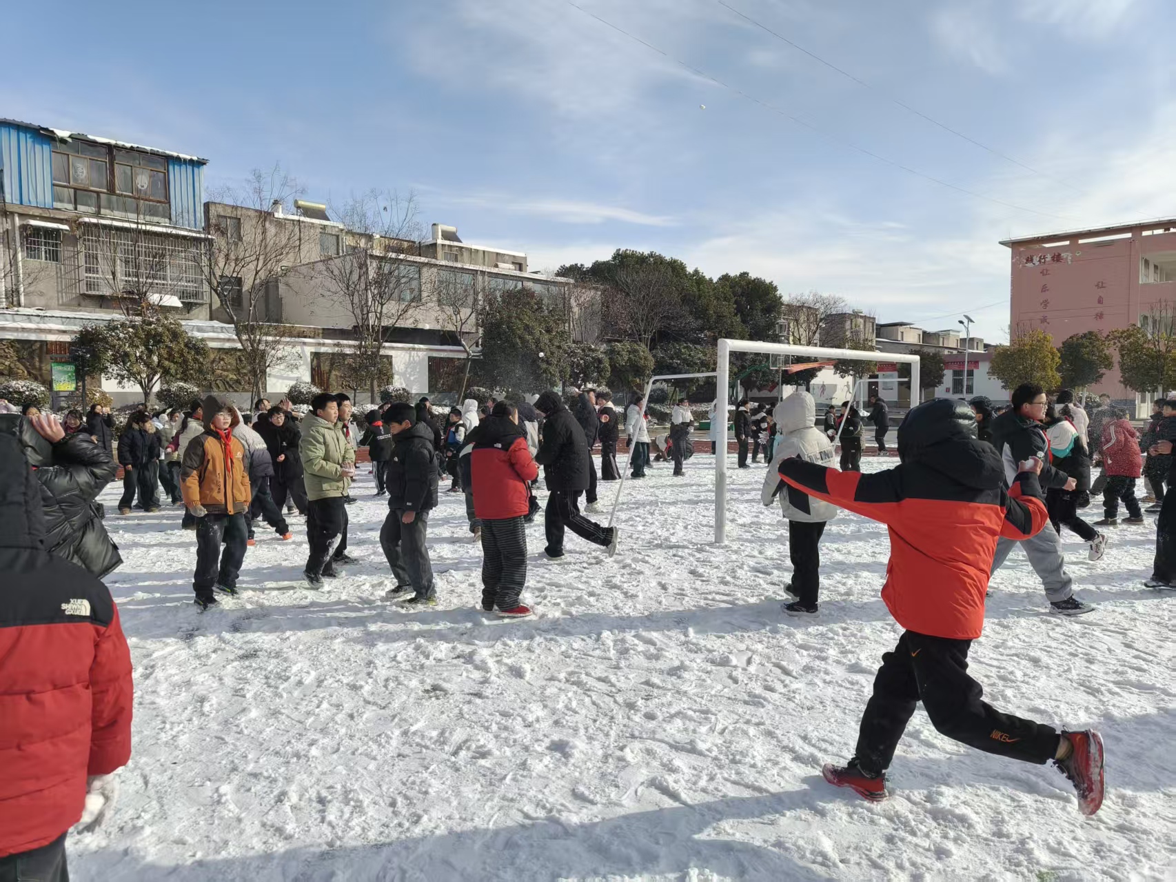 1768981922464149.jpg 山頭雪1.jpg